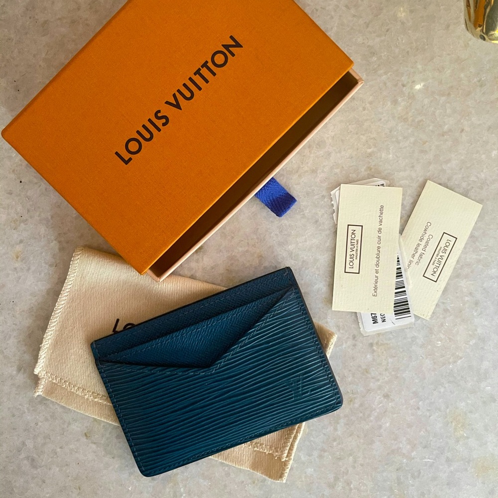 LOUIS VUITTON CARDHOLDER - GUARANTEED AUTHENTIC